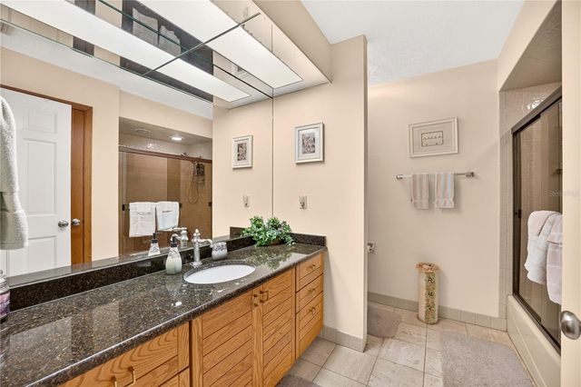 5360 NE 1ST LANE, Ocala, FL 34470