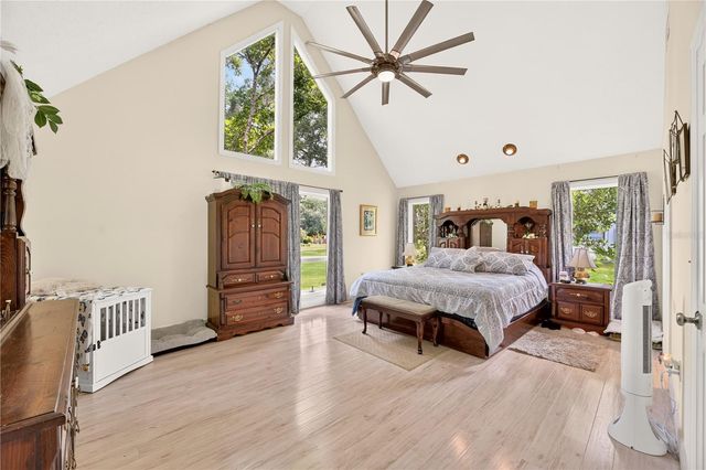 5360 NE 1ST LANE, Ocala, FL 34470