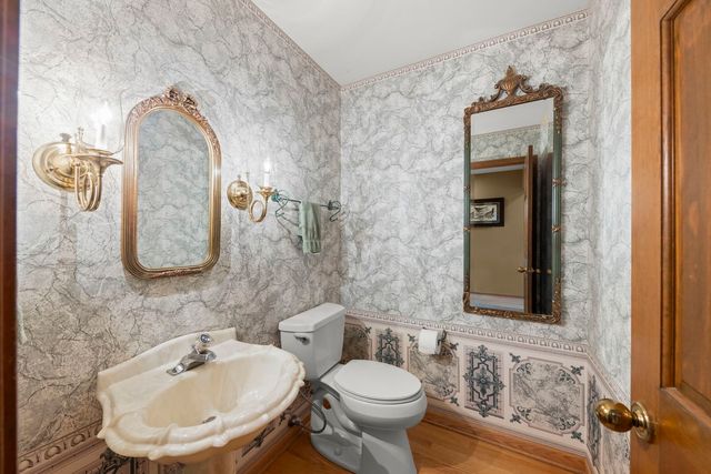 8S765 Singletree Lane, Naperville, IL 60565