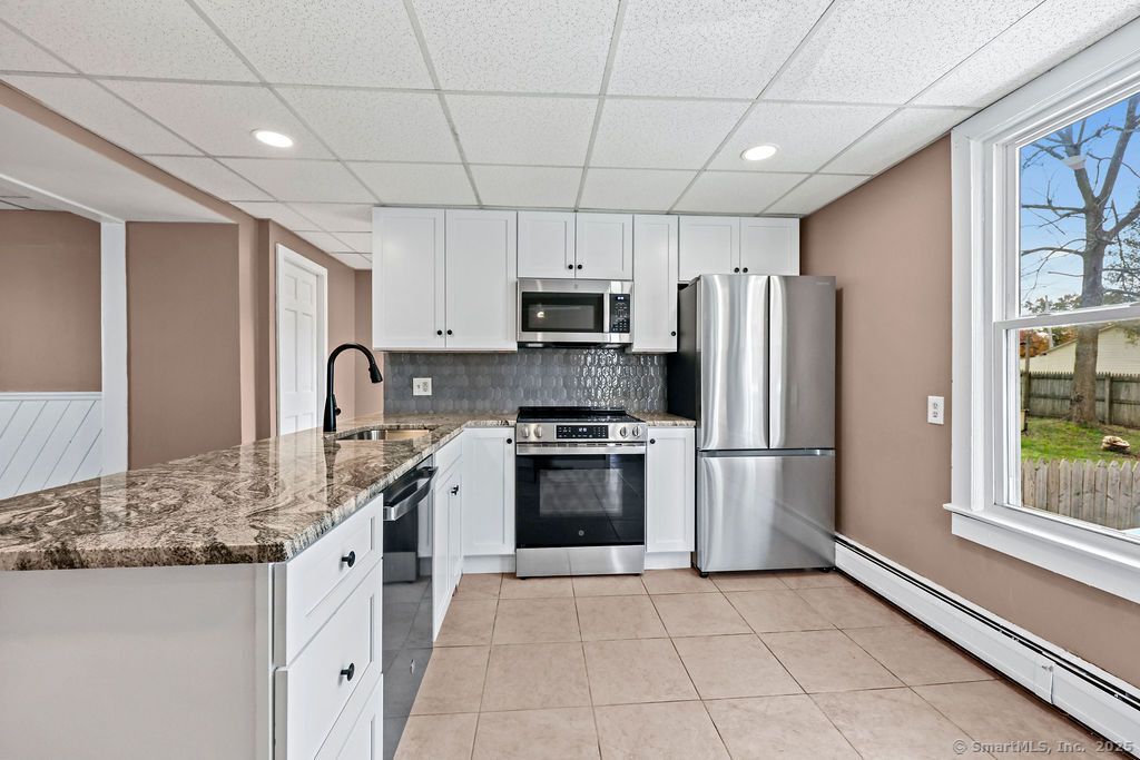 10 Silver Street, Middletown, CT 06457