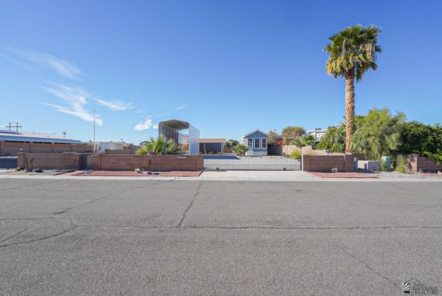 10430 S Summer Ave, Yuma, AZ 85367