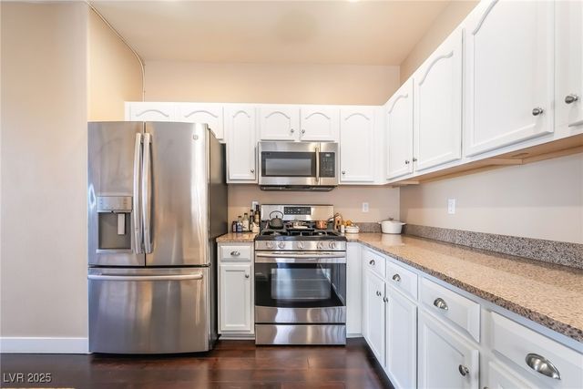 2050 West Warm Springs Road 4323, Henderson, NV 89014