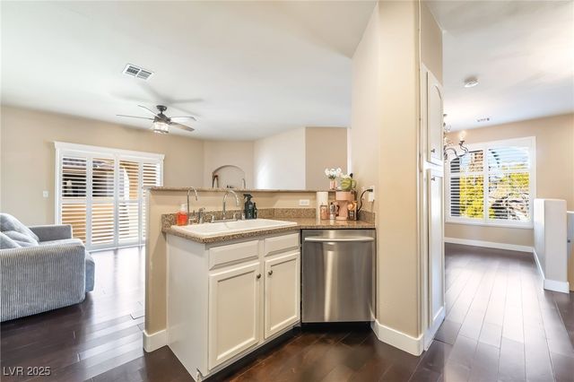 2050 West Warm Springs Road 4323, Henderson, NV 89014