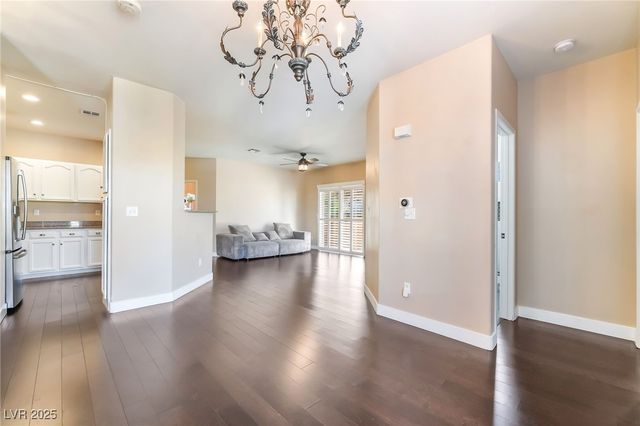 2050 West Warm Springs Road 4323, Henderson, NV 89014