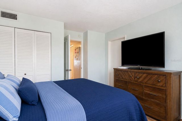 555 GULF WAY 6S, St Pete Beach, FL 33706
