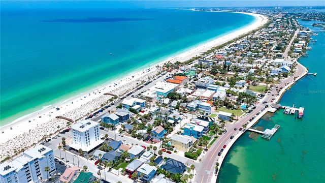 555 GULF WAY 6S, St Pete Beach, FL 33706