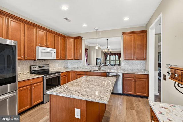 443 HALLMAN CT, Downingtown, PA 19335