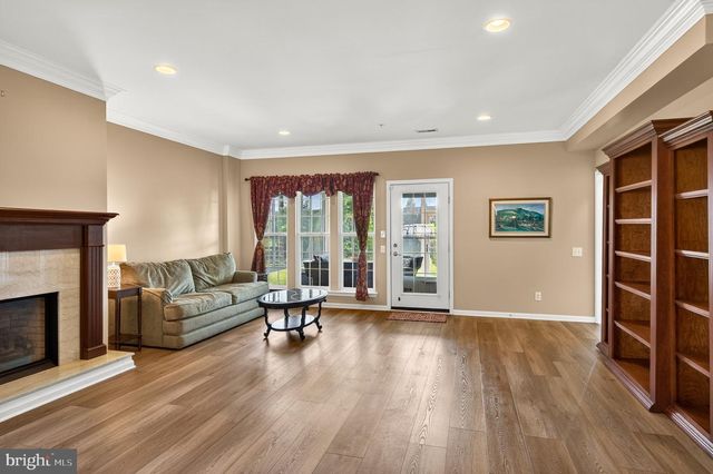 443 HALLMAN CT, Downingtown, PA 19335