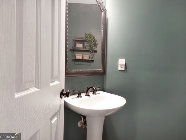 201 Crimson Way, Peachtree City, GA 30269