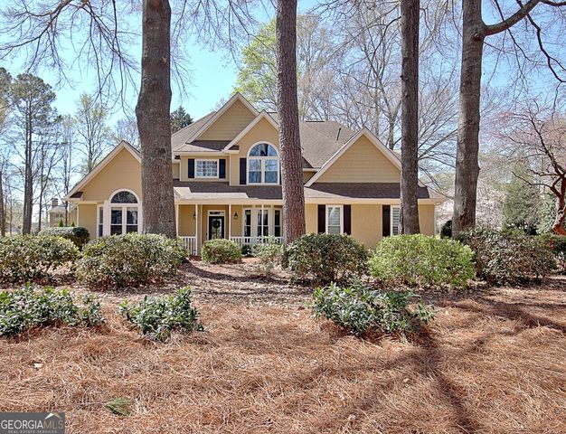 201 Crimson Way, Peachtree City, GA 30269
