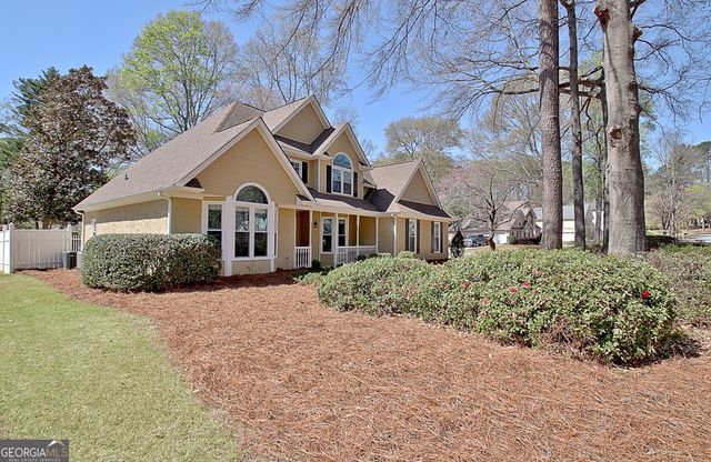 201 Crimson Way, Peachtree City, GA 30269