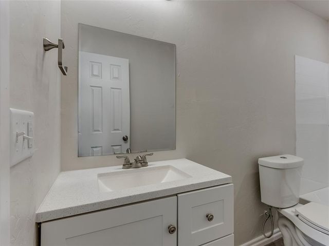 11112 NW 99th Street, Yukon, OK 73099