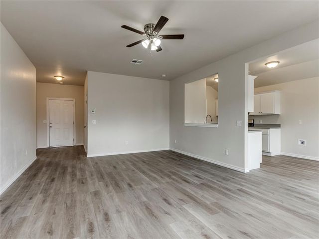 11112 NW 99th Street, Yukon, OK 73099