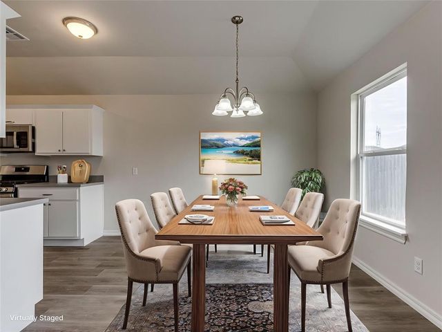 11112 NW 99th Street, Yukon, OK 73099