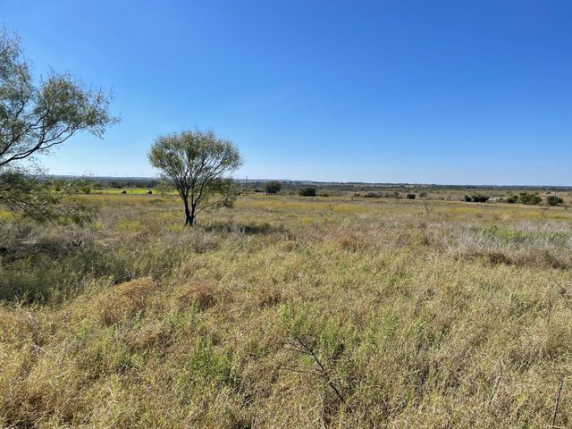 310 County Road 621, Hamilton, TX 76531