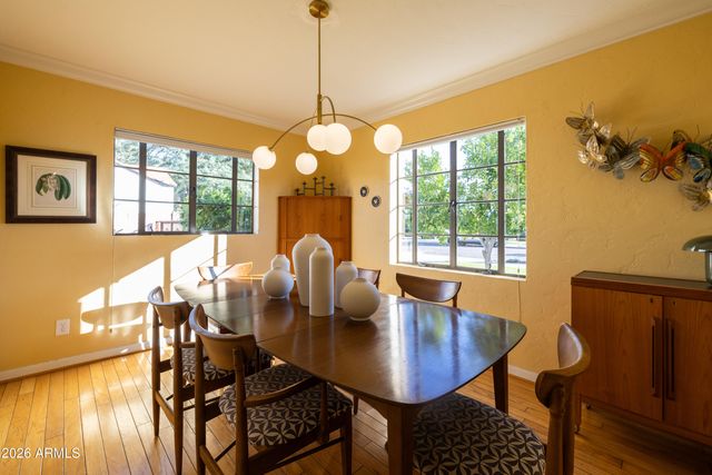 530 W WILSHIRE Drive, Phoenix, AZ 85003