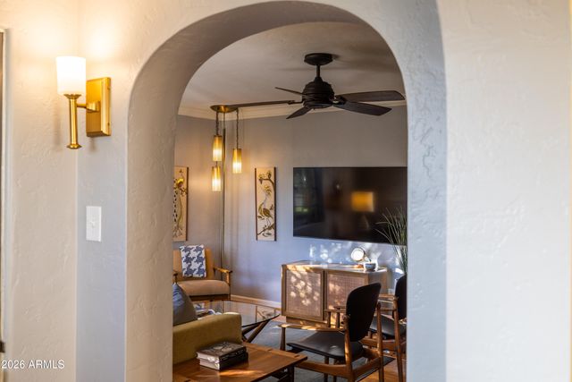 530 W WILSHIRE Drive, Phoenix, AZ 85003