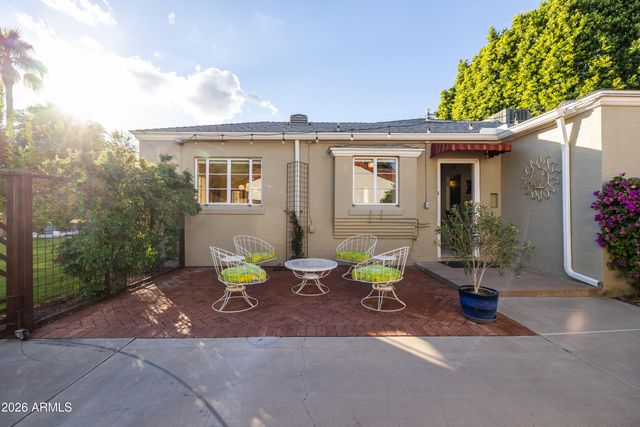 530 W WILSHIRE Drive, Phoenix, AZ 85003