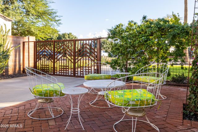 530 W WILSHIRE Drive, Phoenix, AZ 85003