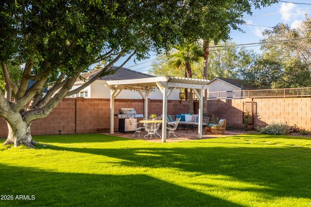 530 W WILSHIRE Drive, Phoenix, AZ 85003