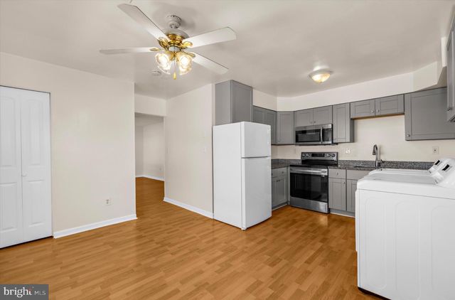 7704 QUEENS PARK RD, Pasadena, MD 21122