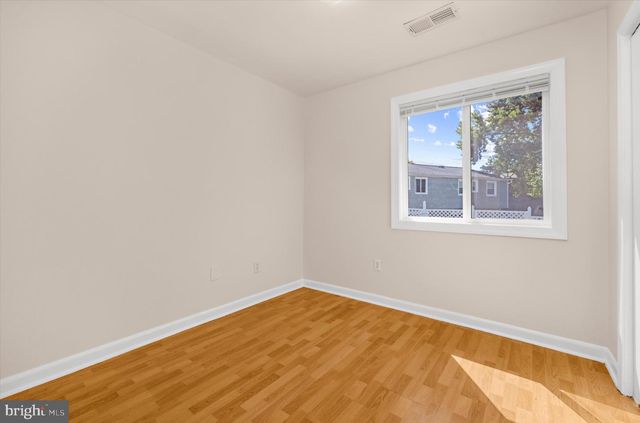 7704 QUEENS PARK RD, Pasadena, MD 21122