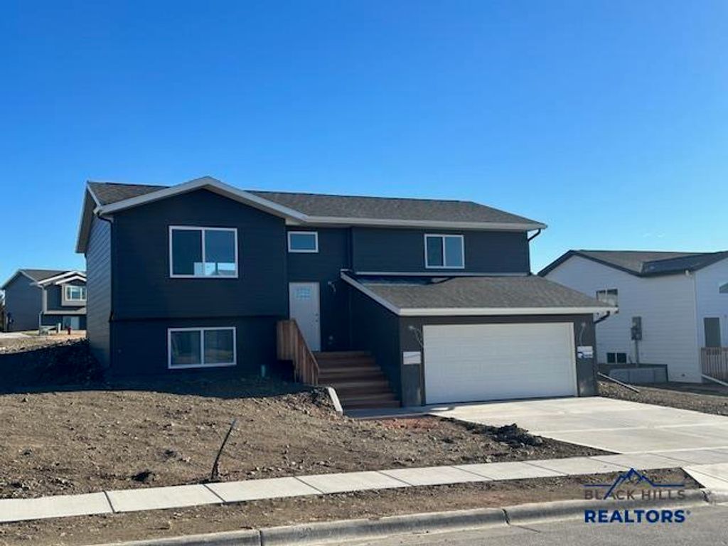 3901 MAGNUM RD, Rapid City, SD 57703