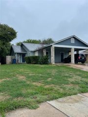 3615 Leafield DR A, Austin, TX 78749