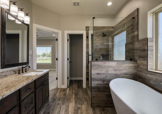 2688 Settlers Way Drive, Sealy, TX 77474