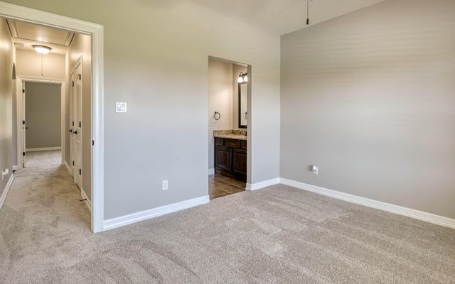 2688 Settlers Way Drive, Sealy, TX 77474