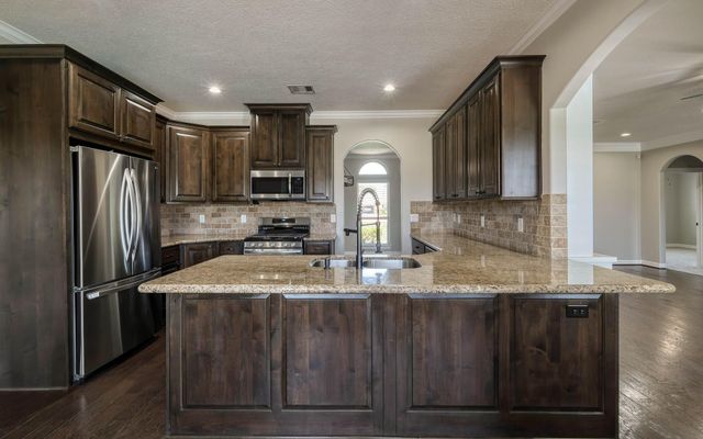 2688 Settlers Way Drive, Sealy, TX 77474