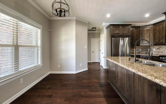 2688 Settlers Way Drive, Sealy, TX 77474