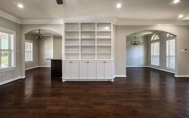 2688 Settlers Way Drive, Sealy, TX 77474