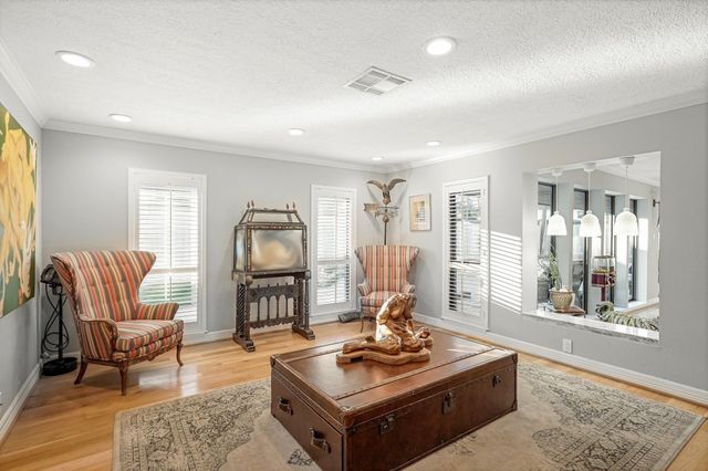 758 W 42nd Street, Houston, TX 77018