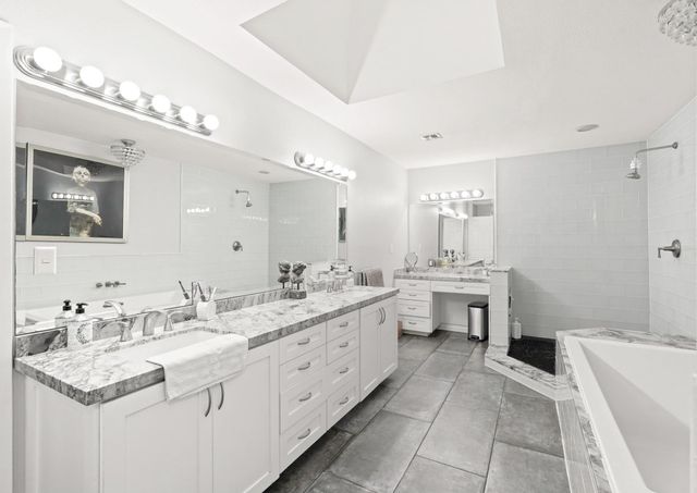 758 W 42nd Street, Houston, TX 77018