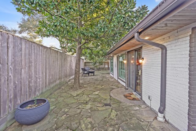 758 W 42nd Street, Houston, TX 77018