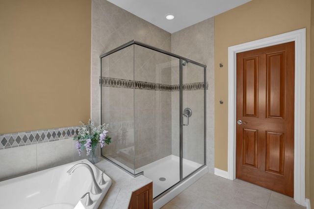 6052 Kentigern Court N, Dublin, OH 43017