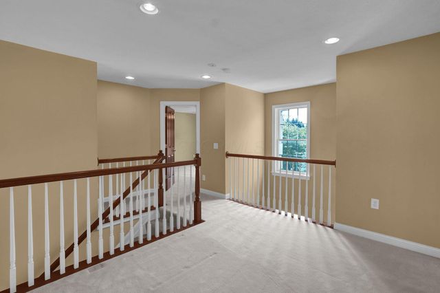 6052 Kentigern Court N, Dublin, OH 43017