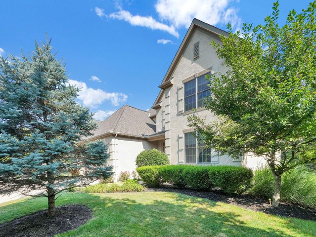 6052 Kentigern Court N, Dublin, OH 43017