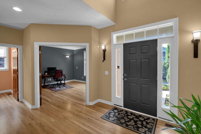6052 Kentigern Court N, Dublin, OH 43017