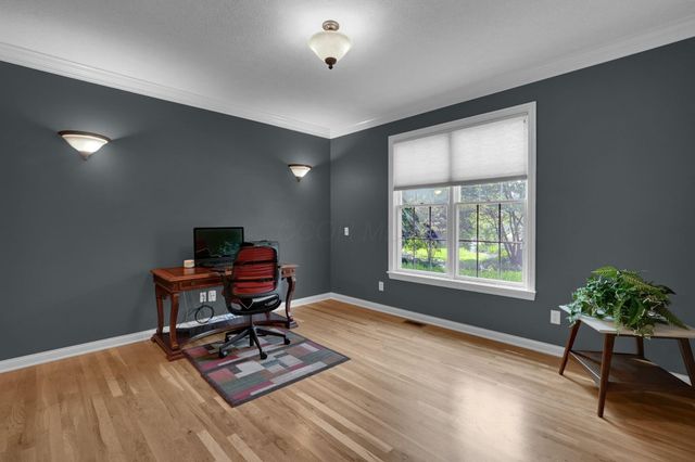6052 Kentigern Court N, Dublin, OH 43017
