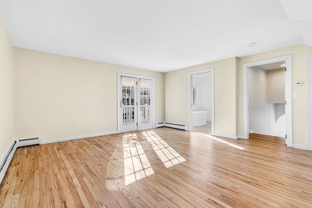 2270 Massachusetts Ave, Lexington, MA 02421