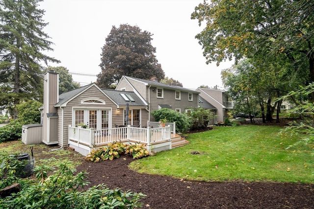 2270 Massachusetts Ave, Lexington, MA 02421