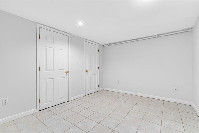 2270 Massachusetts Ave, Lexington, MA 02421