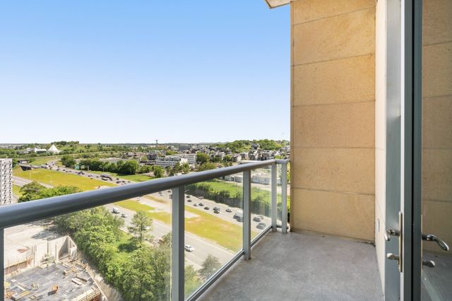 700 12th Ave S Unit 1110, Nashville, TN 37203