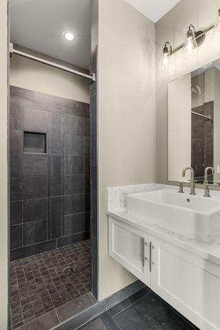 700 12th Ave S Unit 1110, Nashville, TN 37203