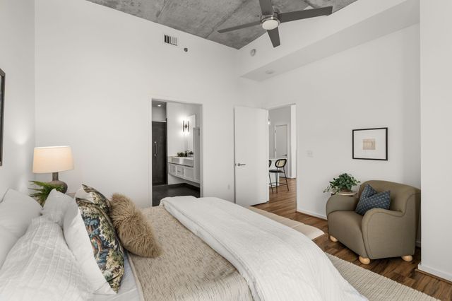 700 12th Ave S Unit 1110, Nashville, TN 37203