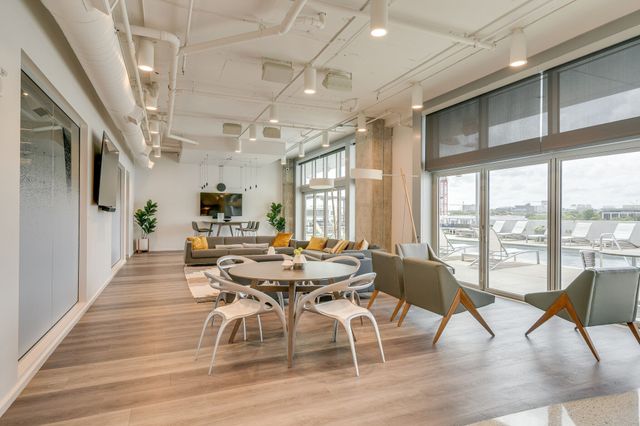700 12th Ave S Unit 1110, Nashville, TN 37203