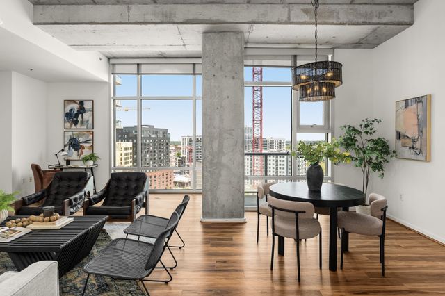 700 12th Ave S Unit 1110, Nashville, TN 37203