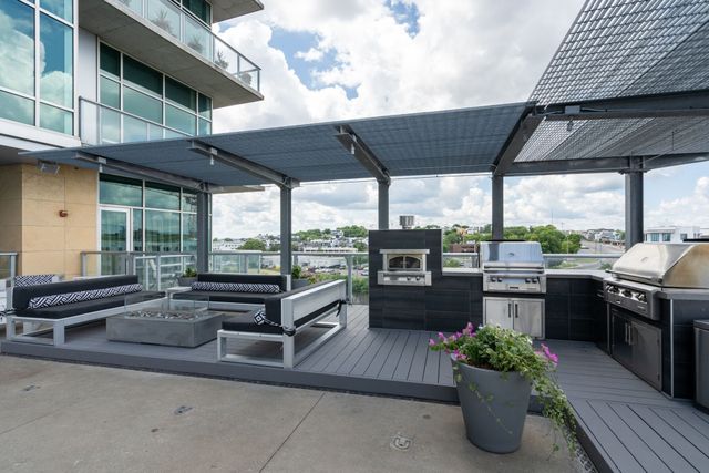 700 12th Ave S Unit 1110, Nashville, TN 37203